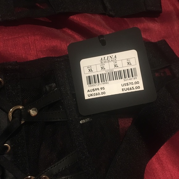 Lingerie sets - Picture 2 of 8